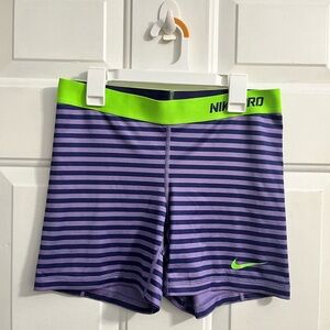 Nike Pro